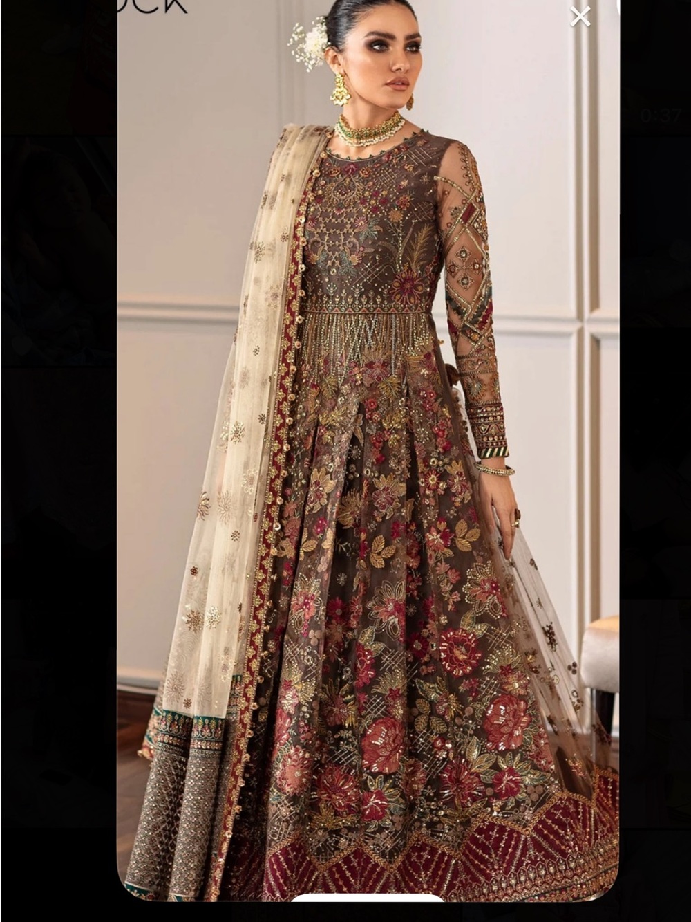 Pakistani Wedding Dress: Brown Salwar Kameez Maxi